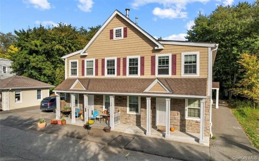 10 Burnside Avenue, Congers, NY 10920