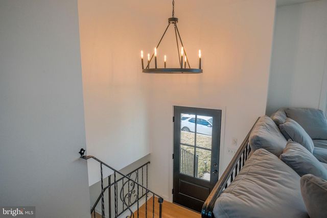 5 S ENSIGN DR, Little Egg Harbor Twp, NJ 08087