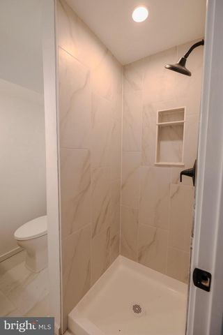 5 S ENSIGN DR, Little Egg Harbor Twp, NJ 08087