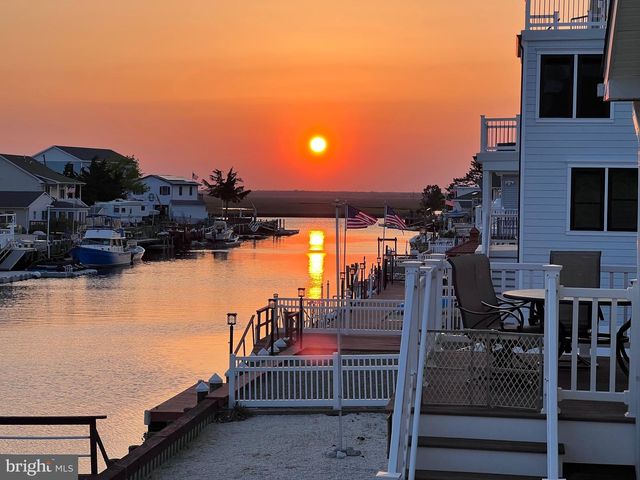 5 S ENSIGN DR, Little Egg Harbor Twp, NJ 08087