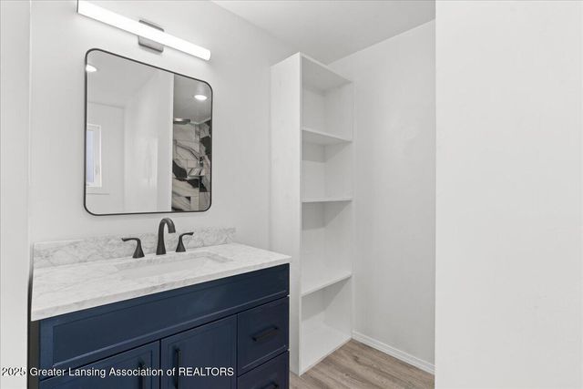 422 E Second Street, Perry, MI 48872