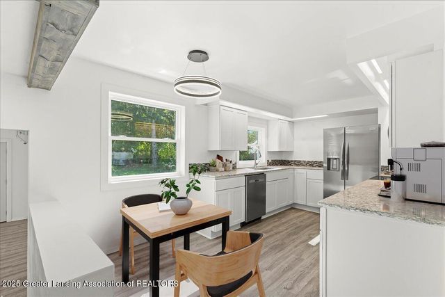 422 E Second Street, Perry, MI 48872