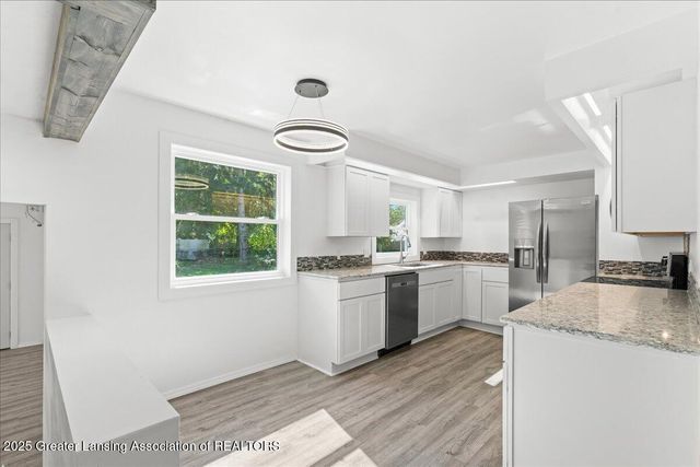 422 E Second Street, Perry, MI 48872