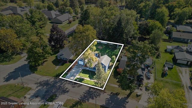 422 E Second Street, Perry, MI 48872