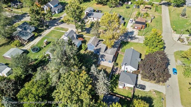 422 E Second Street, Perry, MI 48872