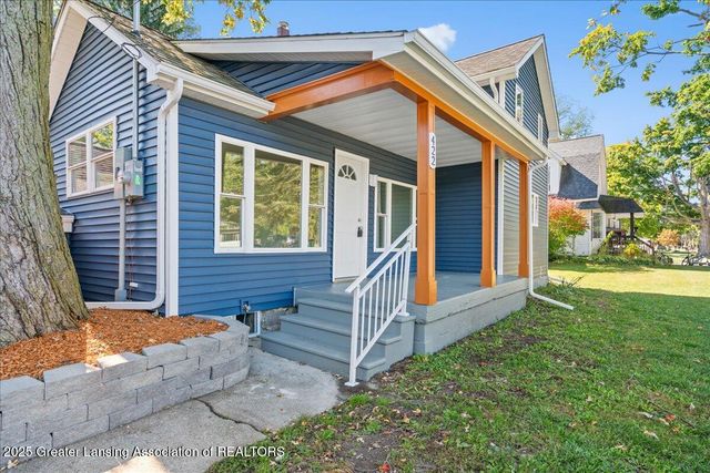 422 E Second Street, Perry, MI 48872