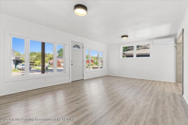 422 E Second Street, Perry, MI 48872