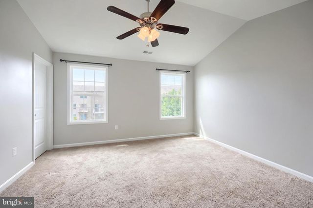 522 CHARLES AVE, Hanover, PA 17331