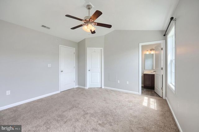 522 CHARLES AVE, Hanover, PA 17331