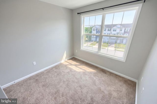 522 CHARLES AVE, Hanover, PA 17331