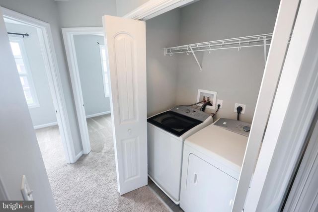522 CHARLES AVE, Hanover, PA 17331