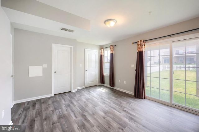 522 CHARLES AVE, Hanover, PA 17331
