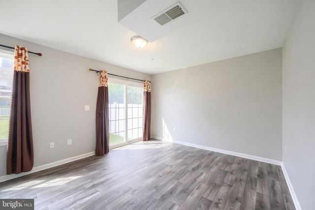 522 CHARLES AVE, Hanover, PA 17331