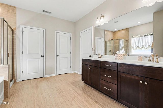 3356 Longleaf Estates Drive, Raleigh, NC 27616