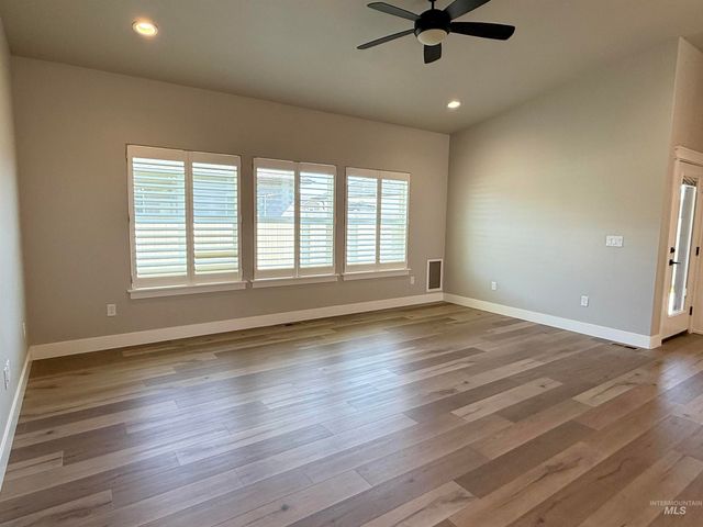 1012 Monument Peak Pl, Kimberly, ID 83341
