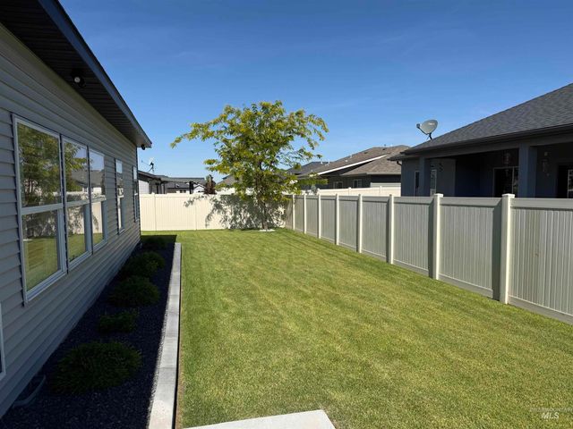 1012 Monument Peak Pl, Kimberly, ID 83341