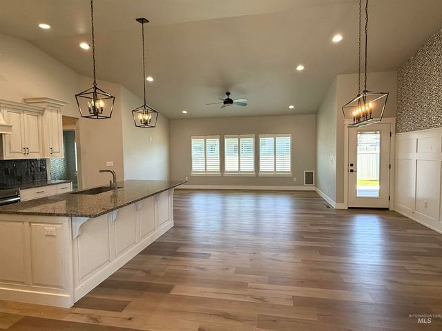 1012 Monument Peak Pl, Kimberly, ID 83341
