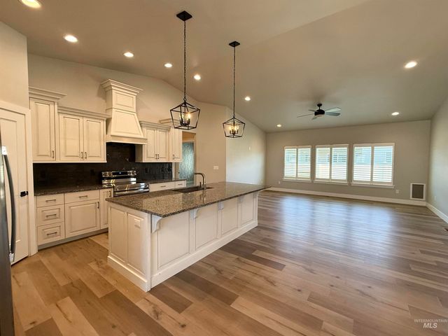 1012 Monument Peak Pl, Kimberly, ID 83341