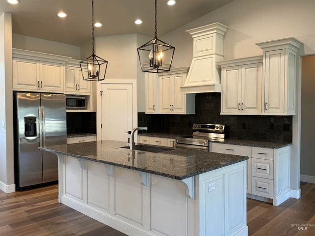 1012 Monument Peak Pl, Kimberly, ID 83341