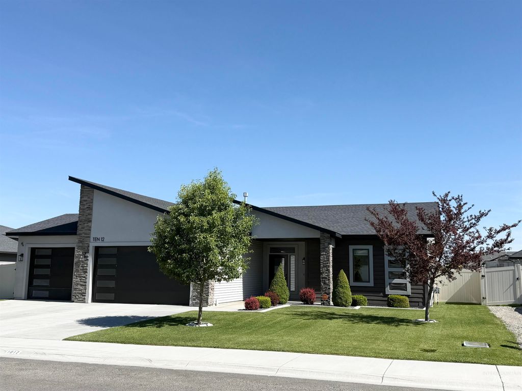 1012 Monument Peak Pl, Kimberly, ID 83341