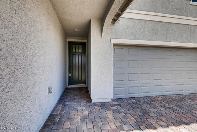 8379 Lagunilla Avenue, Las Vegas, NV 89149