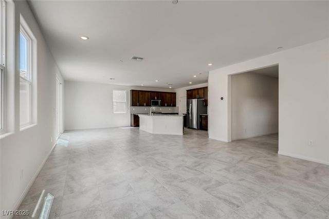 8379 Lagunilla Avenue, Las Vegas, NV 89149