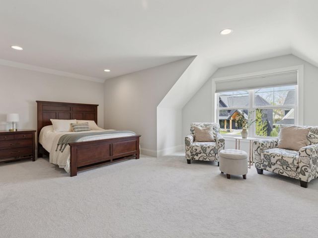 15535 52nd Place N, Plymouth, MN 55446