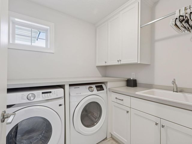 15535 52nd Place N, Plymouth, MN 55446