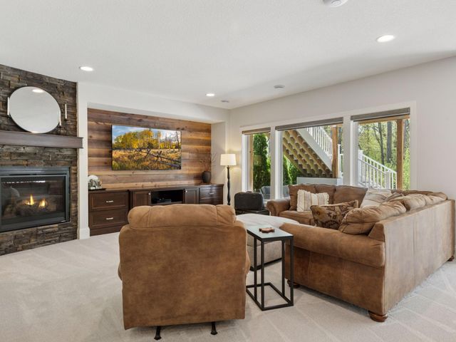 15535 52nd Place N, Plymouth, MN 55446
