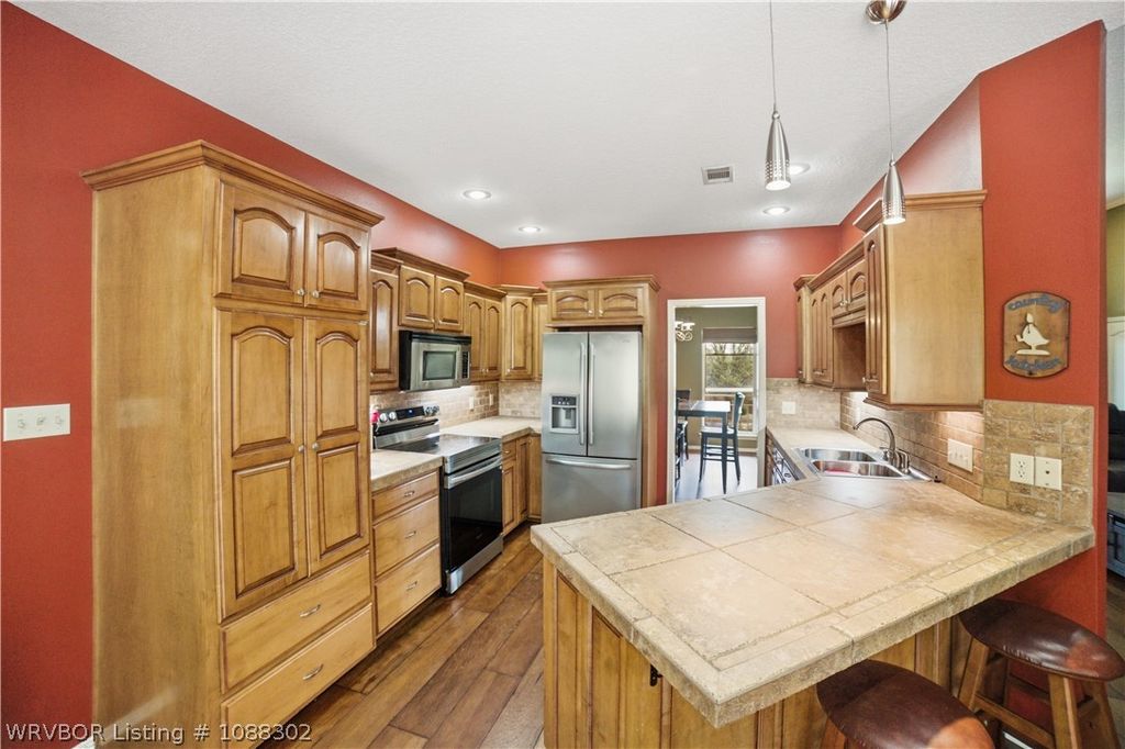 2309 Park Ridge Drive 2309 Park Ridge Drive
