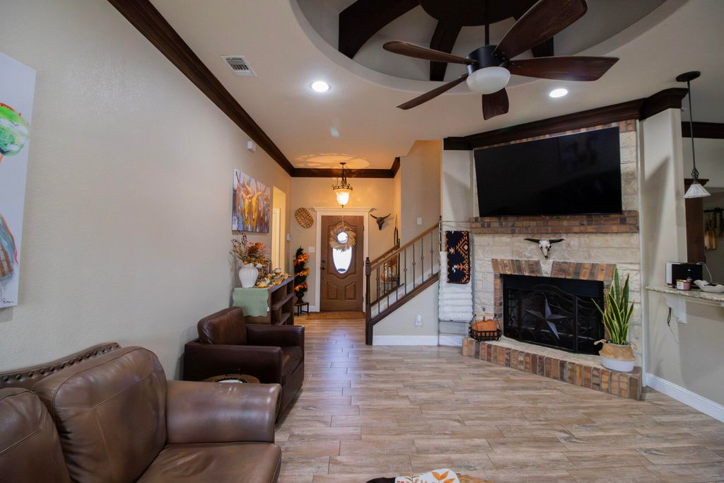 Image 42 of property listing at 1926 Pine Valley Street, San Angelo, TX 76904