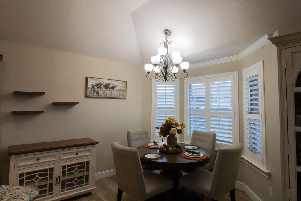 Image 9 of property listing at 1926 Pine Valley Street, San Angelo, TX 76904