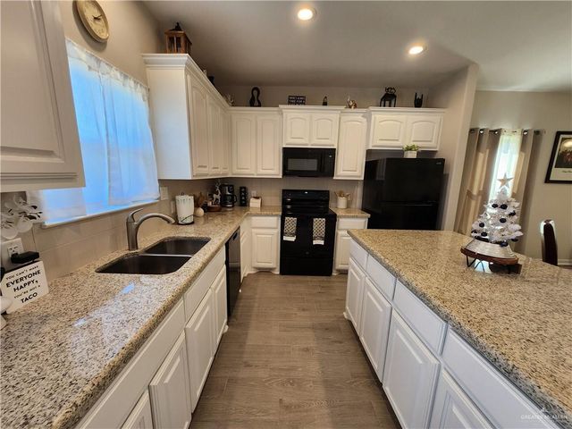 8330 34th Lane, Mcallen, TX 78504