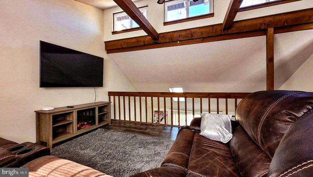 7688 FAWN LN, Tobyhanna, PA 18466