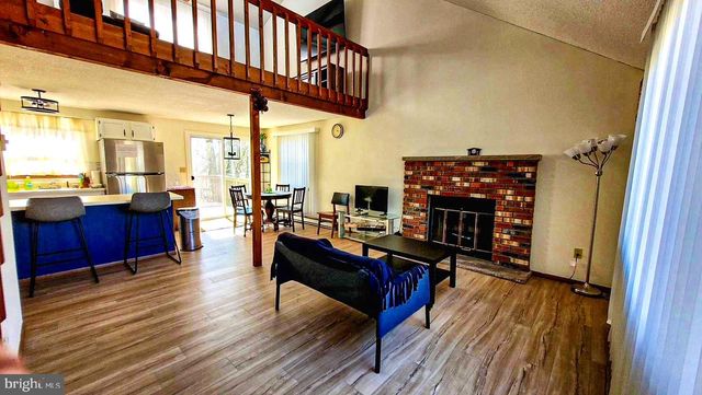 7688 FAWN LN, Tobyhanna, PA 18466
