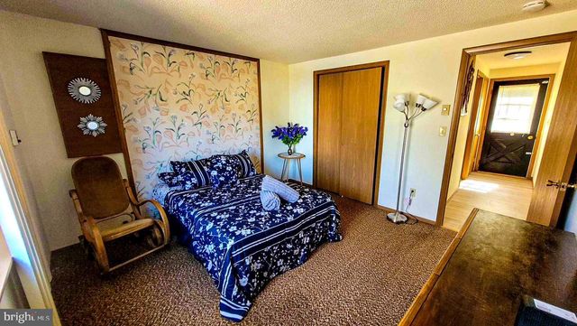 7688 FAWN LN, Tobyhanna, PA 18466