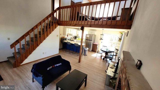 7688 FAWN LN, Tobyhanna, PA 18466