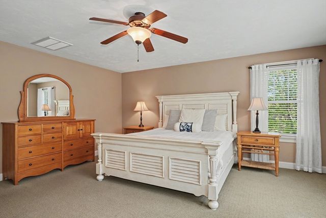 6 Juniper Hill Rd, Boylston, MA 01505