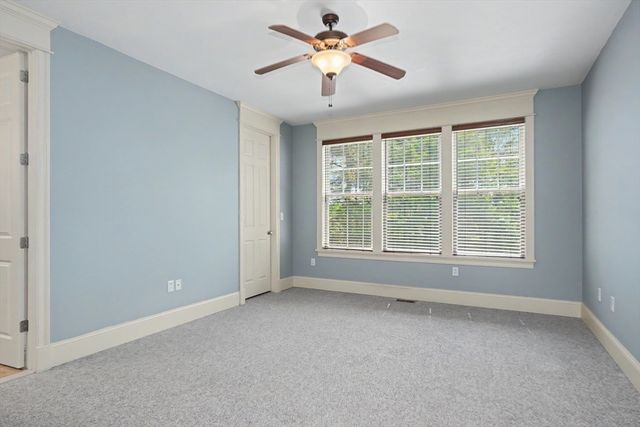 6 Juniper Hill Rd, Boylston, MA 01505