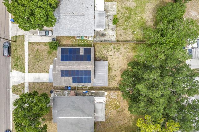 543 72ND AVE N, St Petersburg, FL 33702