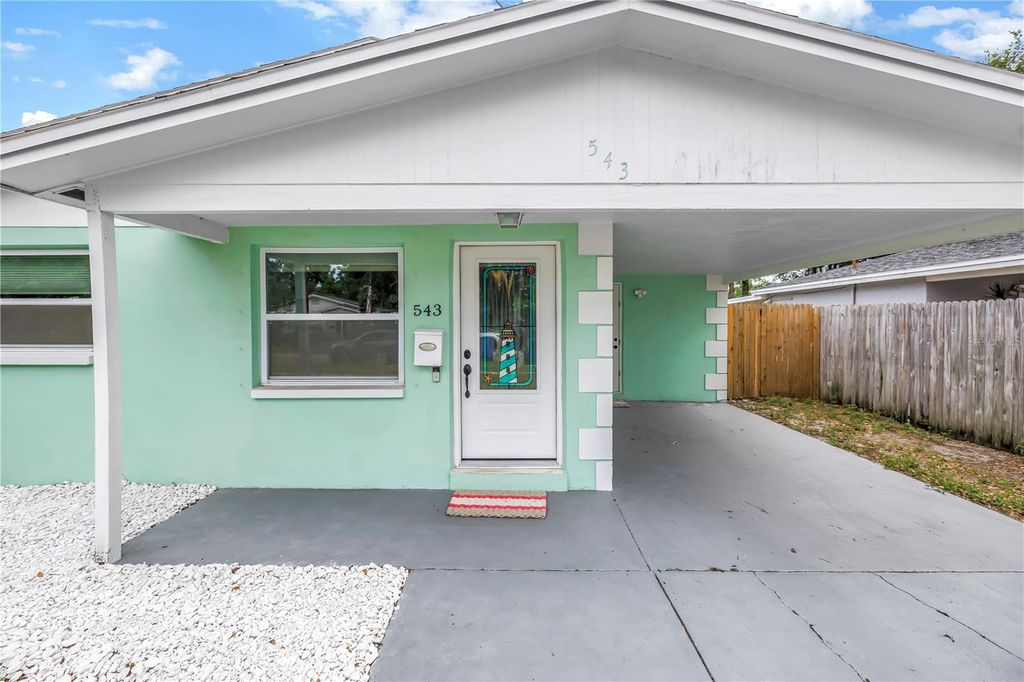 543 72ND AVE N, St Petersburg, FL 33702