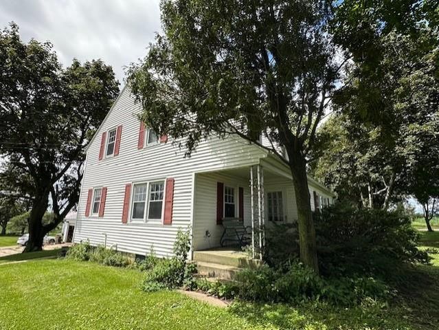 W8089 County Road K, Arlington, WI 53911
