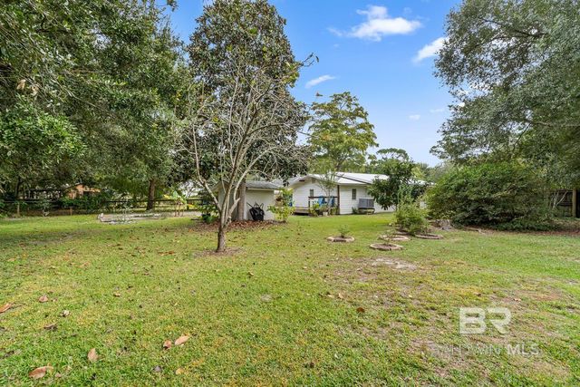 726 E 23rd Avenue, Gulf Shores, AL 36542