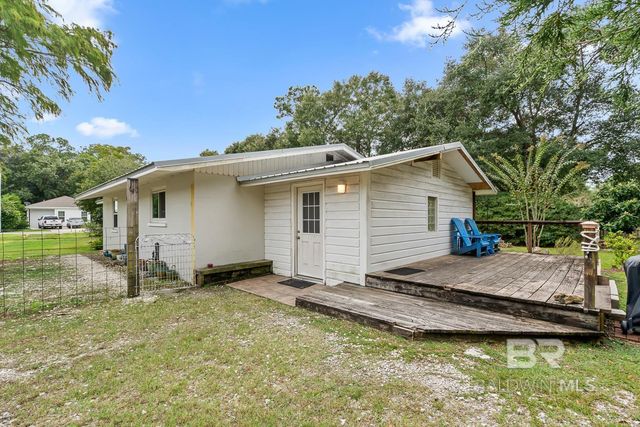 726 E 23rd Avenue, Gulf Shores, AL 36542