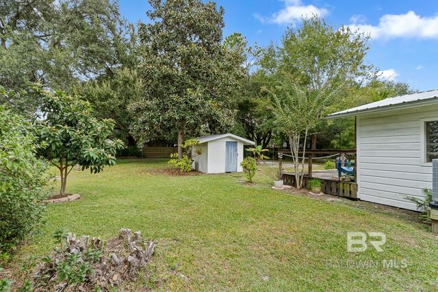 726 E 23rd Avenue, Gulf Shores, AL 36542