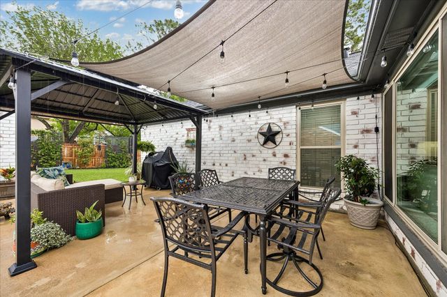 15402 Robin Grove Court, Cypress, TX 77433