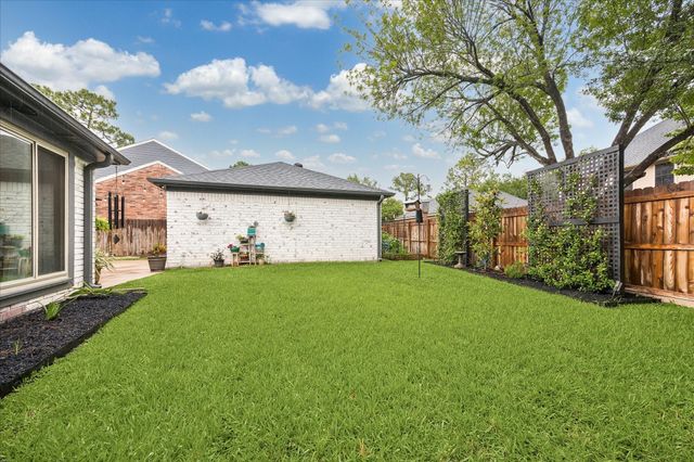 15402 Robin Grove Court, Cypress, TX 77433