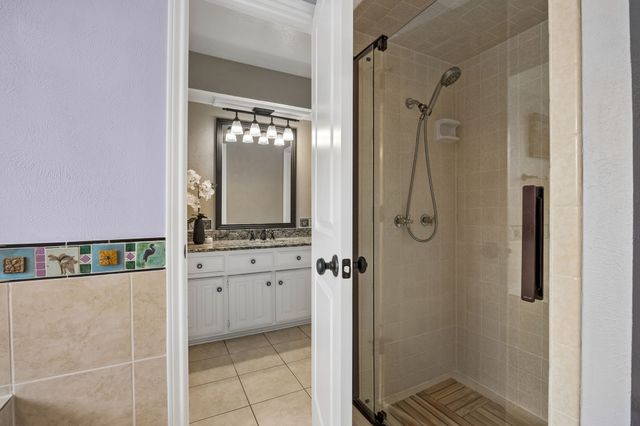 8721 Lacrosse Drive, Dallas, TX 75231