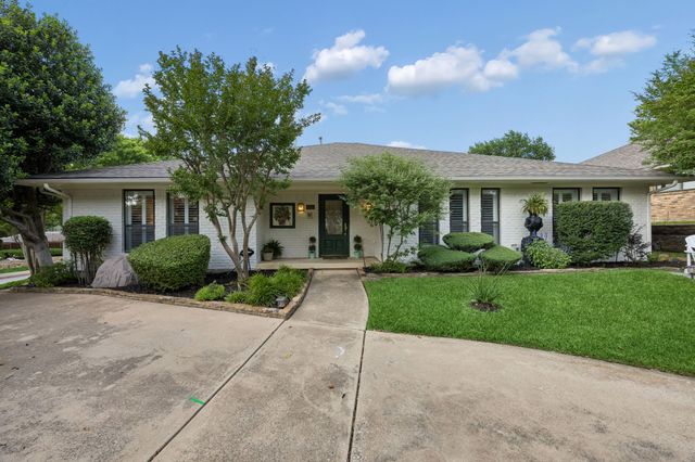 8721 Lacrosse Drive, Dallas, TX 75231