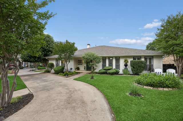 8721 Lacrosse Drive, Dallas, TX 75231